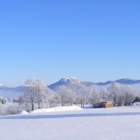 Logis Crozas Le Mousseron Orientable 3*