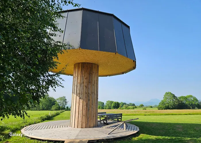 Logis Crozas Le Mousseron Orientable Gasthof